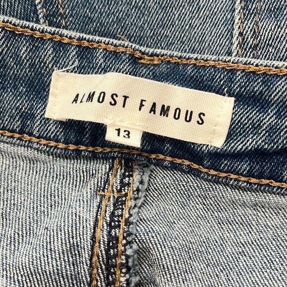 Almost Famous 90’s fit distressed jeans. Size 13 - Picture 6 of 7